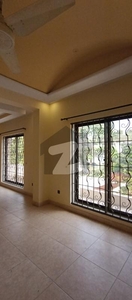 Three Bedrooms Spacious Independent Portion For Rent Cantt