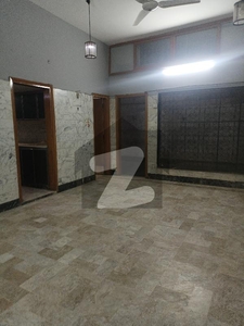 TOWN HOUSE AVAILABLE FOR COMMERCIAL RENT BEST FOR IT AND SOFTWARE HOUSES AND MULTINATIONAL COMPANIES CLOSE TO SHAHRAH-E-FAISAL PECHS Block 6