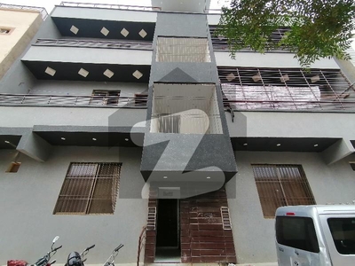 Upper Portion Of 1900 Square Yards In Gulistan-e-Jauhar - Block 9 Is Available Gulistan-e-Jauhar Block 9