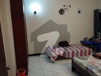WELL MAINTAINED 3 BED DD FLAT AVAILABLE FOR RENT Bahadurabad