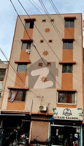 2 Bed Lounge westopen 2nd floor for sale Gulshan-e-Iqbal Block 4A
