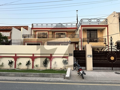 1 Kanal Renovated House For Sale Model Town Block N