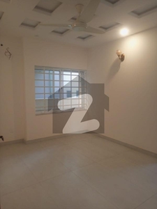 1 kanal upper portion 4 bed 4 bath for rent in dha phase Islb DHA Defence Phase 5