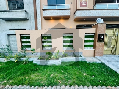 10 MARLA HOUSE AVAILABLE FOR SALE UET Housing Society Block A
