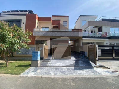 10 Marla Modern House DHA 11 Rahbar Phase 1