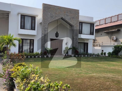 1000 Sq. Yds. Compact Bungalow For Sale At Prime Location Of Khayaban-E-Mujahid, DHA Phase 5 DHA Phase 5