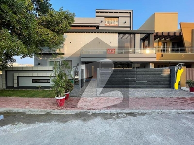 13 MARLA BEAUTIFUL HOUSE FOR SALE IN OVERSEAS A BLOCK BAHRIA TOWN LAHORE Bahria Town Overseas A