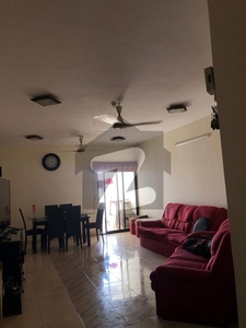 3 Bed ROOM APARTMENT AVAILABLE FOR SALE DHA Phase 5