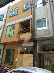 3 Marla Pair House For Sale Near To UMT Johar Town Phase 1