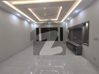 50x90 Like New Upper Portion Available For Rent In G-13 Islamabad G-14