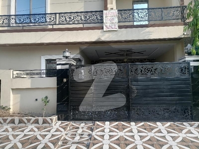 6 Marla House In Central Johar Town Phase 2 For Sale Johar Town Phase 2