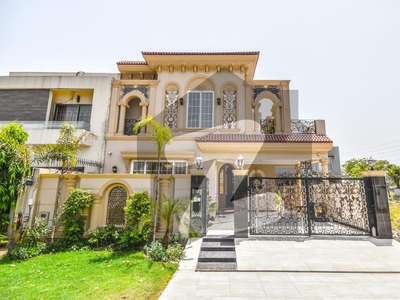 8-Marla Near Park 120ft Road Back Luxury Royal Spanish Villa For Sale In DHA Lahore DHA 9 Town