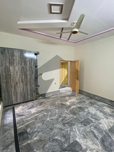 8 MARLA UPPER PORTION AVAILABLE FOR RENT Faisal Town Phase 1
