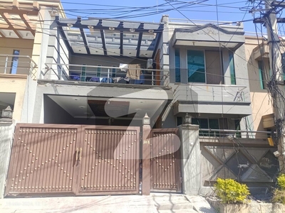 Beautifully designed 8 Marla double story house Available for sale in Airport housing society Airport Housing Society