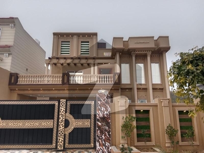 Brand New Beautiful Spanish , Near To Main Boulevard , Near To Commercial Market And Masjid And Family Park , Inner Terrace , ,Solid Construction And Solid Wood Work Golden opportunity ,Top Location Nespak Housing Society Phase 3 Block B