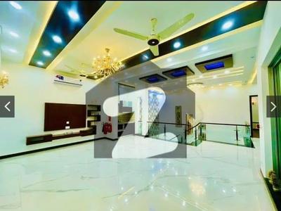 House In A Prime Location Of Lahore / Vip House DHA Phase 6