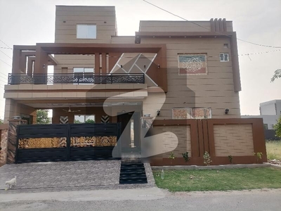 Ideal 10 Marla House Available In Nasheman-E-Iqbal Phase 2, Lahore Nasheman-e-Iqbal Phase 2
