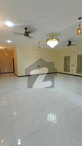 Luxury modern brand new fast triple story 50+90 house for Rent in G13 Islamabad G-13/2