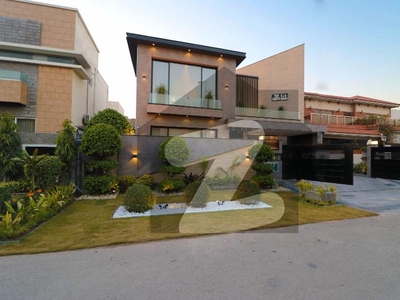 Near McDonalds Prime Location Beautiful Design 1 Kanal Bungalow For Sale DHA Phase 7