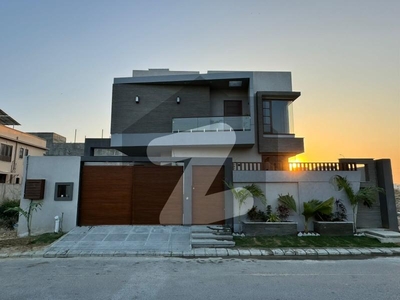 Prime Location 1000 Square Yards House In DHA Defence For sale At Good Location DHA Phase 8