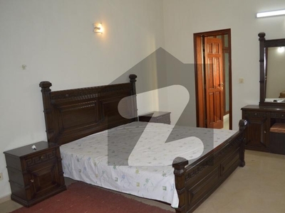 Reasonably-Priced 1 Kanal House In Model Town, Model Town Is Available As Of Now Model Town