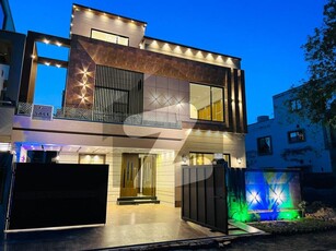 10 Marla House For Sale In Shaheen Block Bahria Town Lahore Bahria Town Shaheen Block