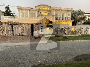 wapda town Lahore 42 Marla house for sale 7 beds Wapda Town