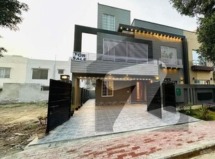 10 Marla Beautiful Ultra Luxury House Is Up For Sale In Rafi Block Bahria Town Lahore Bahria Town Rafi Block