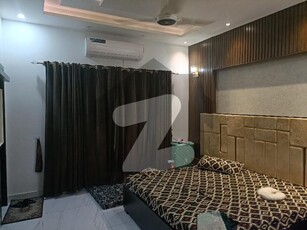 10 Marla Non Furnished Upper Portion Lower Lock Bahria Town Sector E