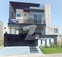 5 MARLA BEAUTIFUL MODREN HOUSE FOR SALE IN DHA 11 RAHBER SECTOR 2 DHA 11 Rahbar Phase 2