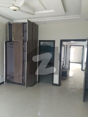 8 Marla full house available for rent in umer block bahria town lahore Bahria Town Umar Block