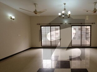 Avail Yourself A Great 2600 Square Feet Flat In Askari 5 - Sector F Askari 5 Sector F