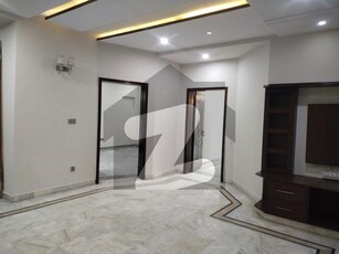 Beautifull One Kanal Lower Portion For Rent in DHA Phase-4, Lahore DHA Phase 4 Block DD