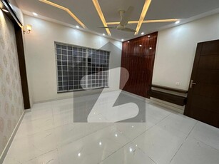 Brand New 10 Marla Upper Portion For Rent Bahria Town Lahore Prime Location Bahria Town Sector B