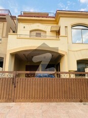 Corner 10 Marla Used House With Full Basement For Sale In Sector C1 Bahria Enclave Bahria Enclave Sector C1