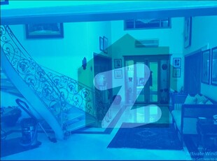 F-6 1000 Syd House Near to Margalla With Big Frot Available For Sale F-6