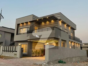 Investor Price 10 Marla House For Sale In Sectoe J of Bahria Enclave Islamabad Bahria Enclave