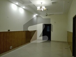 Upper Portion Sized 1 Kanal Is Available For rent In Model Town - Block J Model Town Block J