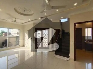 ARZ Properties Offers You 8 Marla House in Ali block For Sale in Bahria Town Lahore. Bahria Town Ali Block