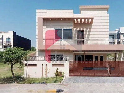 10 Marla House for Rent in Block M, Phase 8, Bahria Town, Rawalpindi