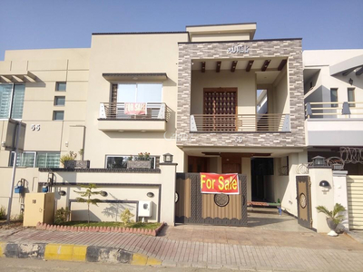 10 Marla House for Sale in Lahore Lake City Sector M-2