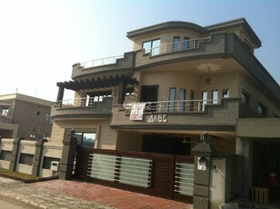 10 Marla House for Sale in Lahore Phase-1 Block N