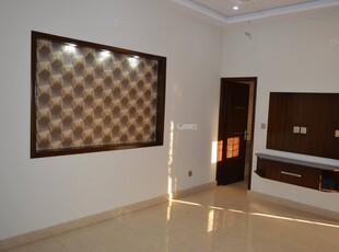 550 Square Feet Apartment for Sale in Karachi DHA Phase-6