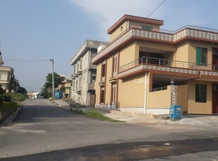 7 Marla House for Sale in Faisalabad Block D