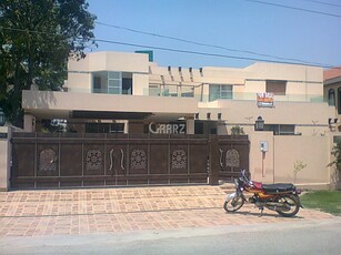 9000 Square Feet House for Sale in Karachi DHA Phase-6