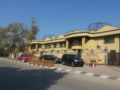 12 Marla House For Sale In Askari 10 - Sector B