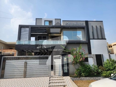 01 Kanal Modern Luxury Bungalow Owner Build Available For Sale In Valencia Housing Society. Valencia Housing Society