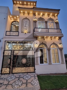 03 MARLA BREAD NOW SPANISH LUXURY HOUSE AVAILABLE FOR SALE IN FORMANITES HOUSING SCHEME LAHORE. Formanites Housing Scheme Block J