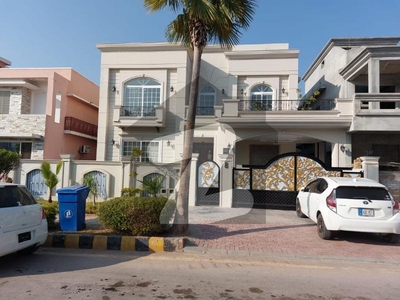 1 Kanal Brand New 3 Bed Upper Portion Bahria Enclave Sector C