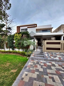 1 Kanal Owner Build Few Years Used Modern Bungalow For Sale In Phase 3 DHA Phase 3